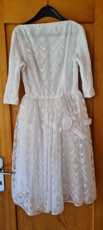 Altes Hochzeitskleid