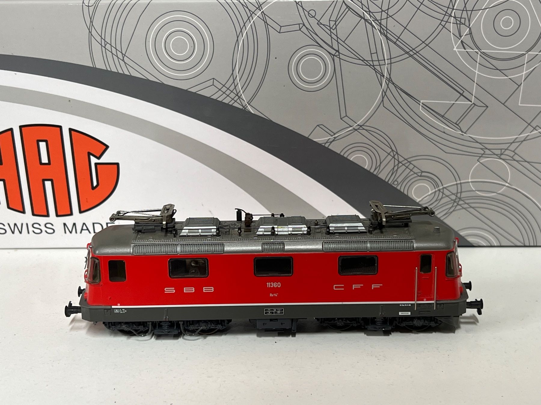 Hag Modellini di ferrovie: Hag Re 4/4 ll Rot H0 AC Analog – Usato da Geroldswil venduto da TopTrain54 2