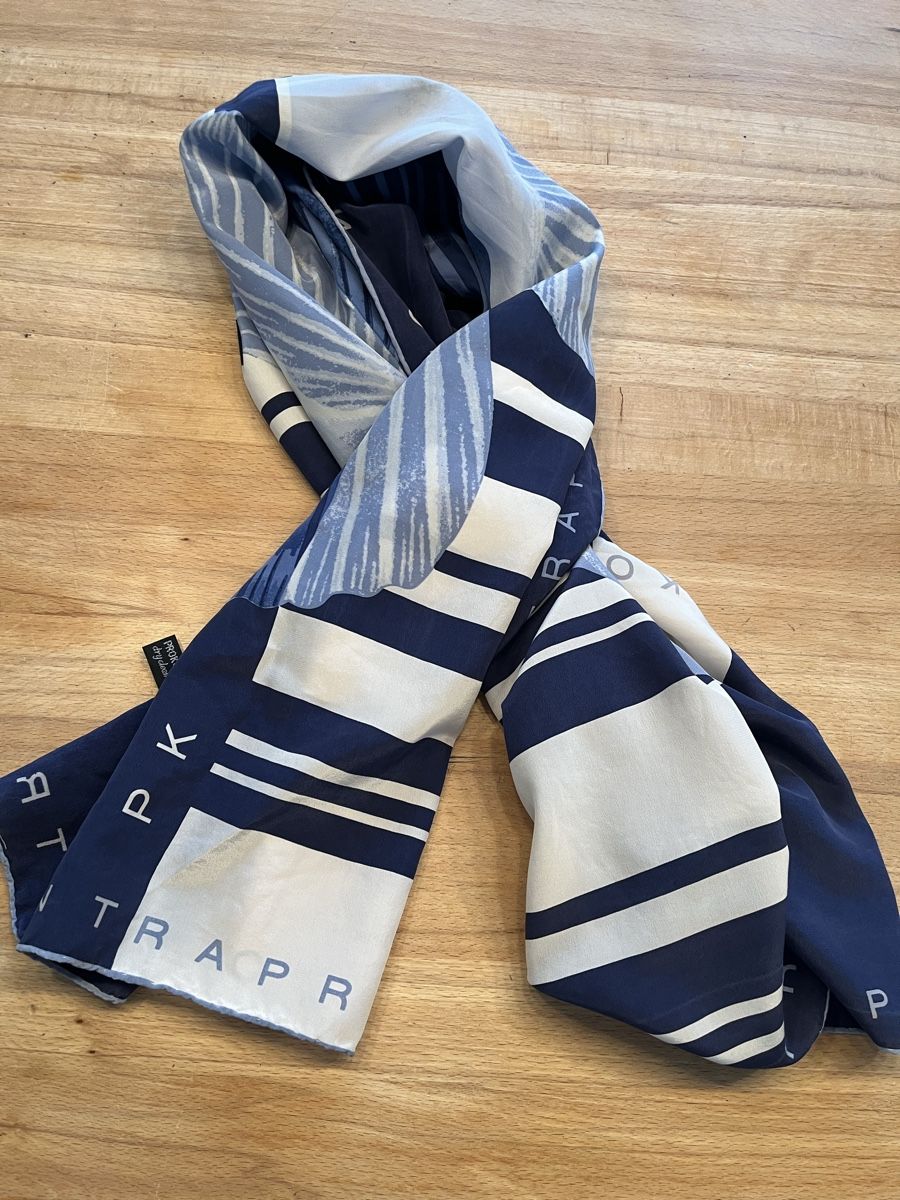 Foulard & Sciarpe: Seidenschal 100% Seide neuwertig – Nuovo e nell'imballaggio originale da Rikon im Tösstal venduto da stupsi99