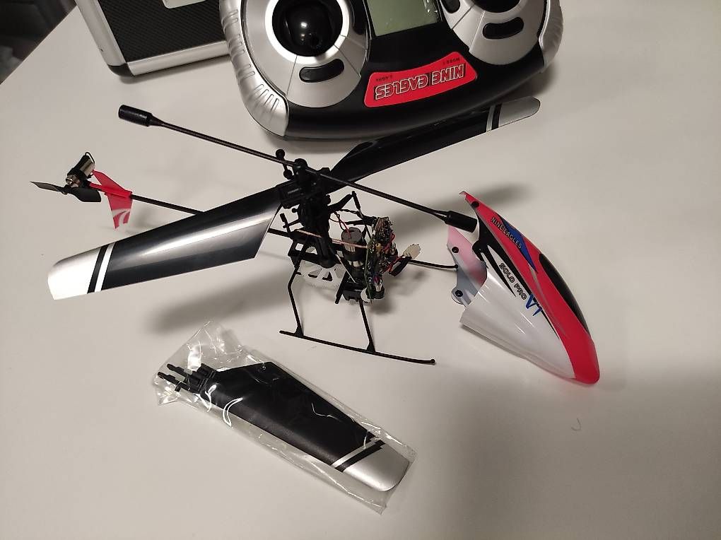 Modellismo RC: RC-Hubschrauber Nine Eagles Solo Pro V1 – Usato da Zürich venduto da Yevhenii.
