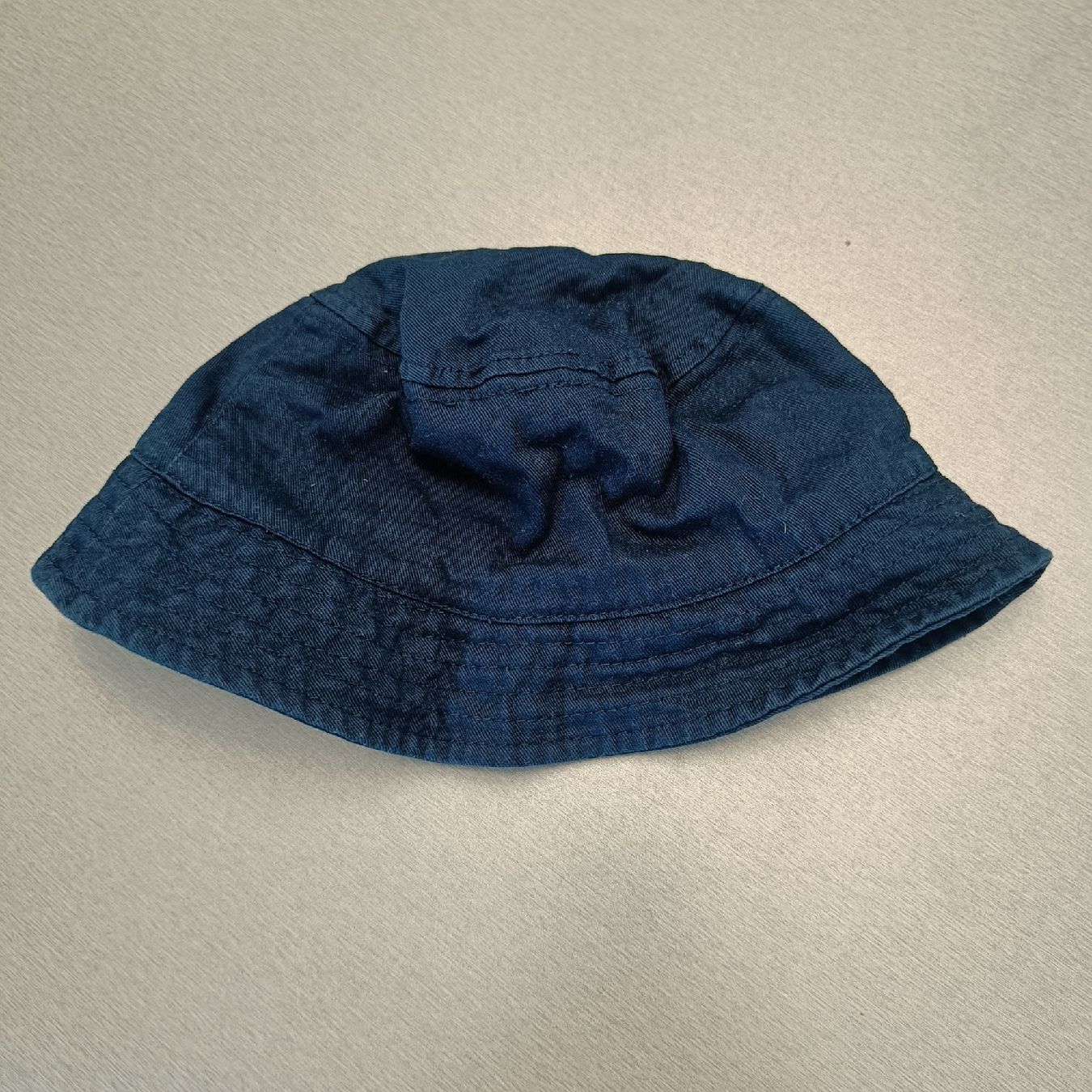 H&M Altro abbigliamento per bambino: Sommerhut Grösse 122/128  – Usato da Jaberg venduto da urig17.
