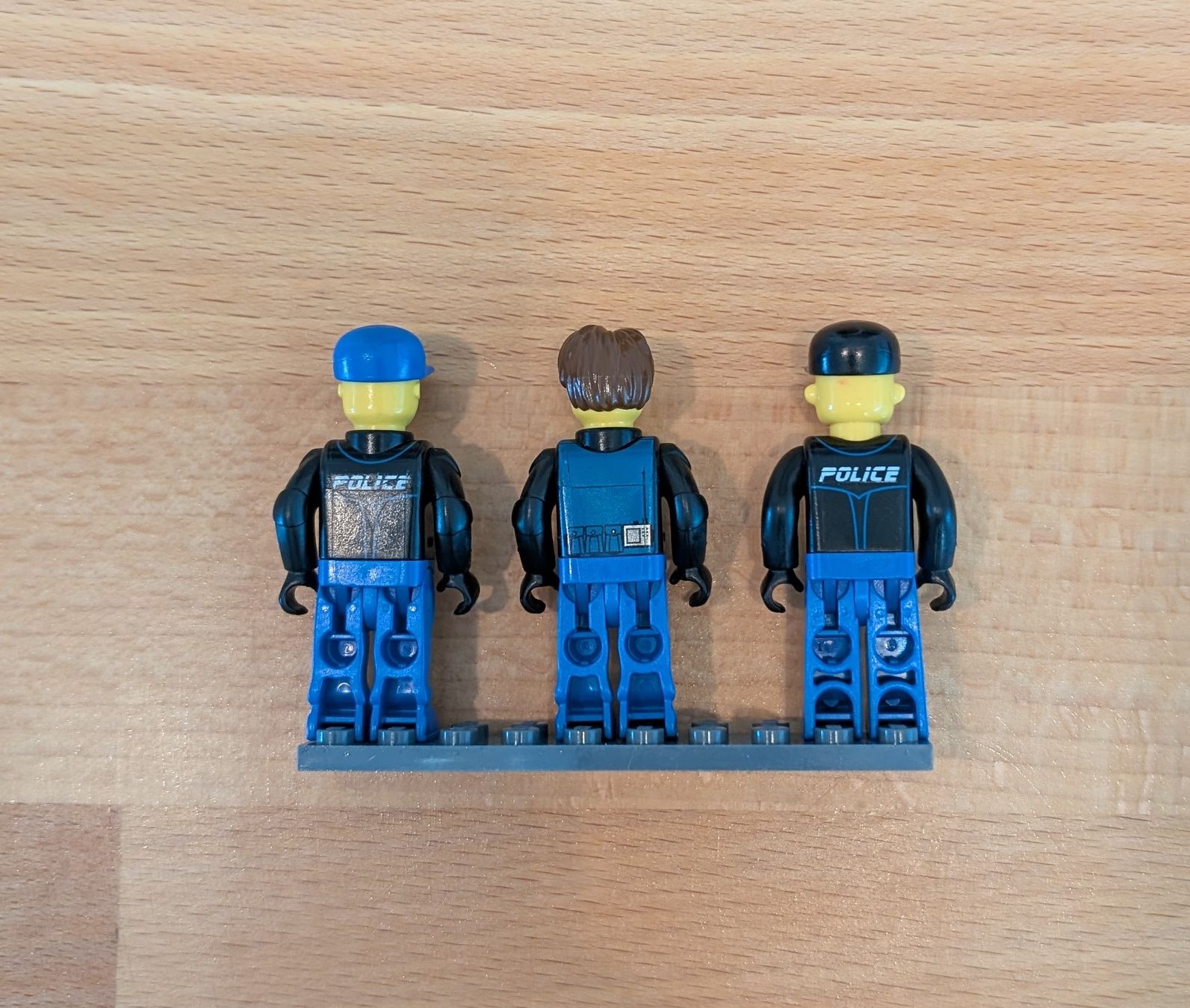 Lego Jeux de construction: 3 grössere Lego Figuren – D'occasion à Bäch SZ par Yodathebest15 1