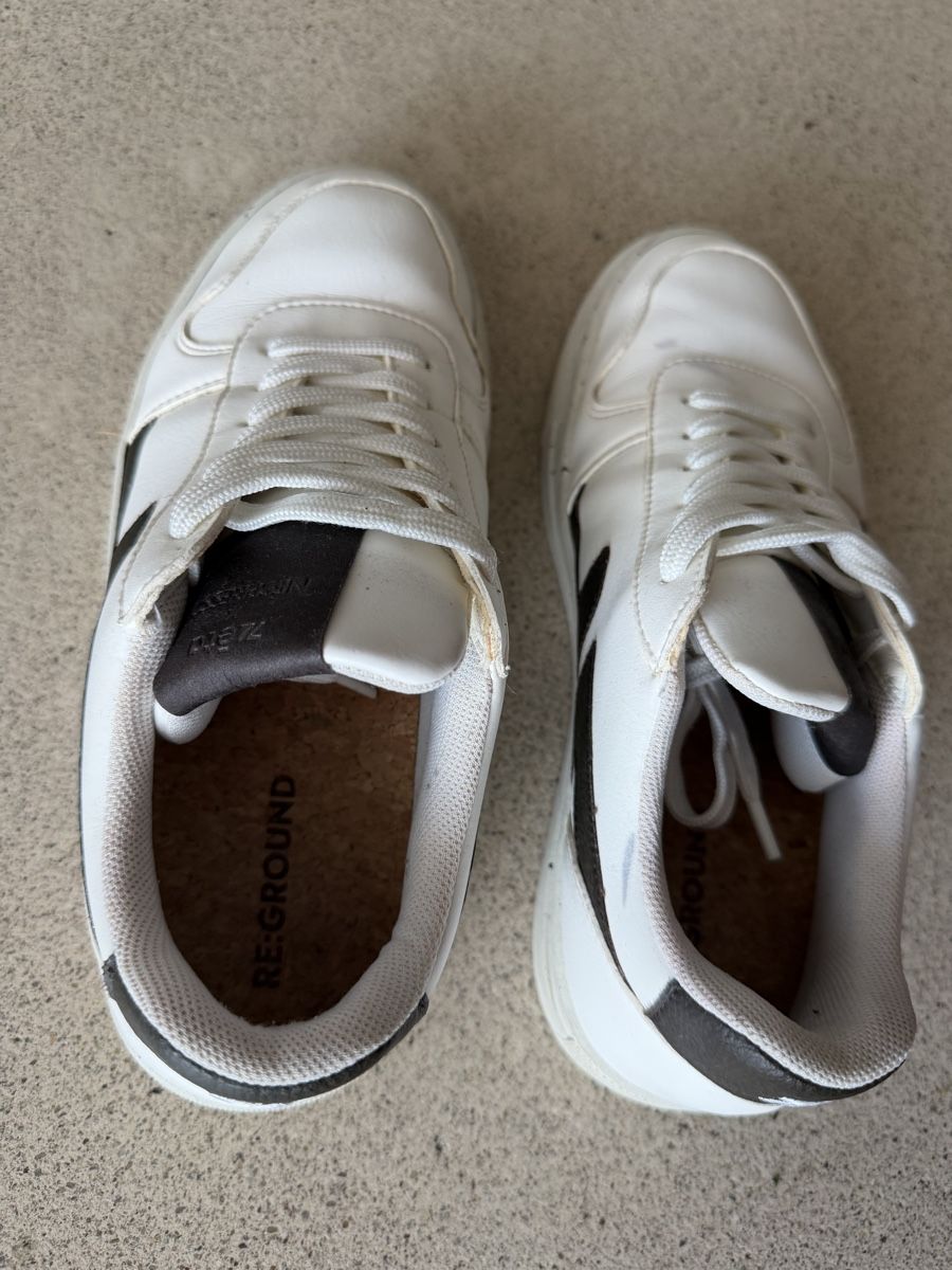 Chaussures femmes: Nespresso Sneakers Grösse 38 – D'occasion à Schlieren par cor_jgb7 5