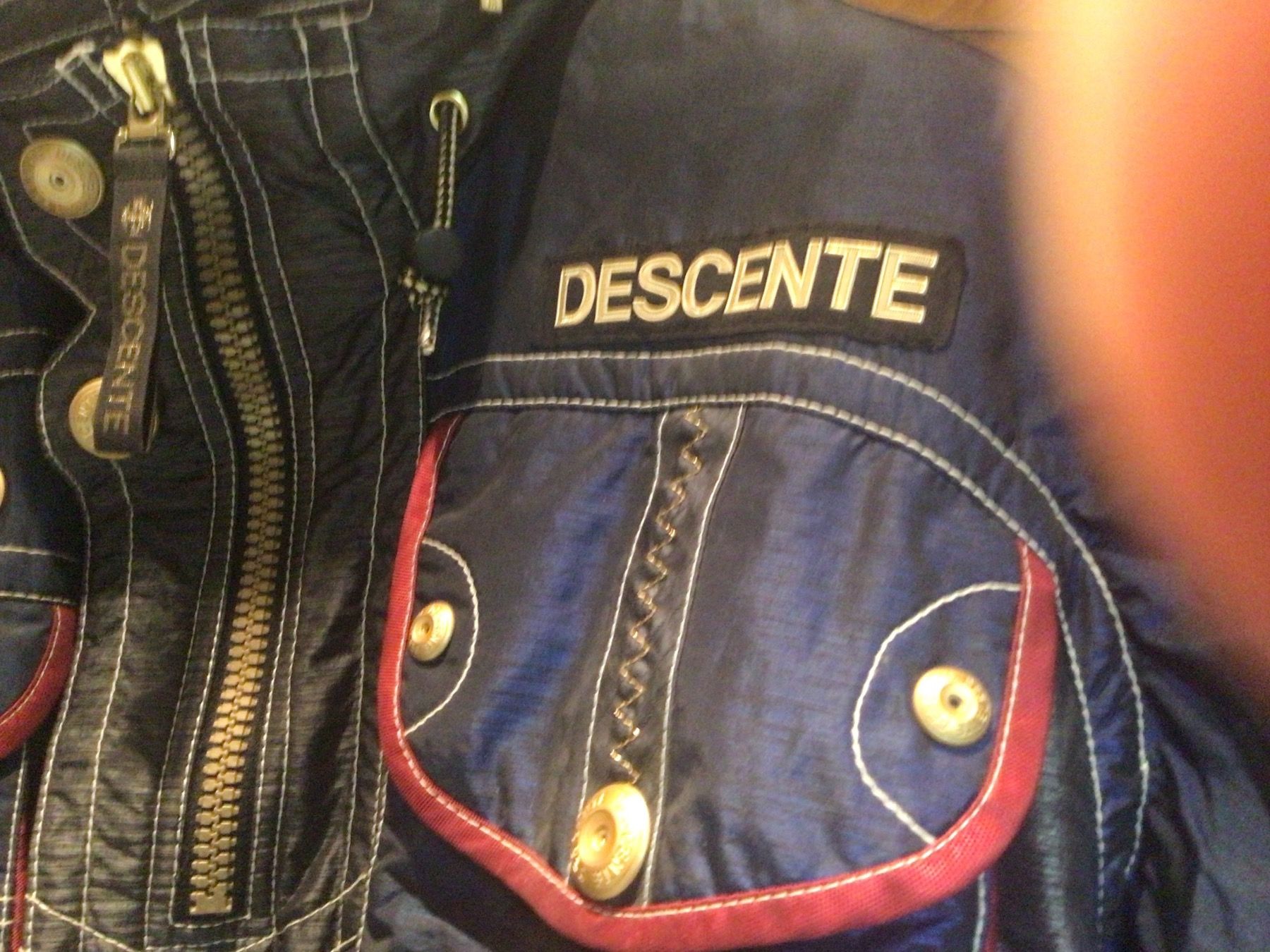 Costumes: Descente Skianzug – D'occasion à Schleinikon par Laegern99 2