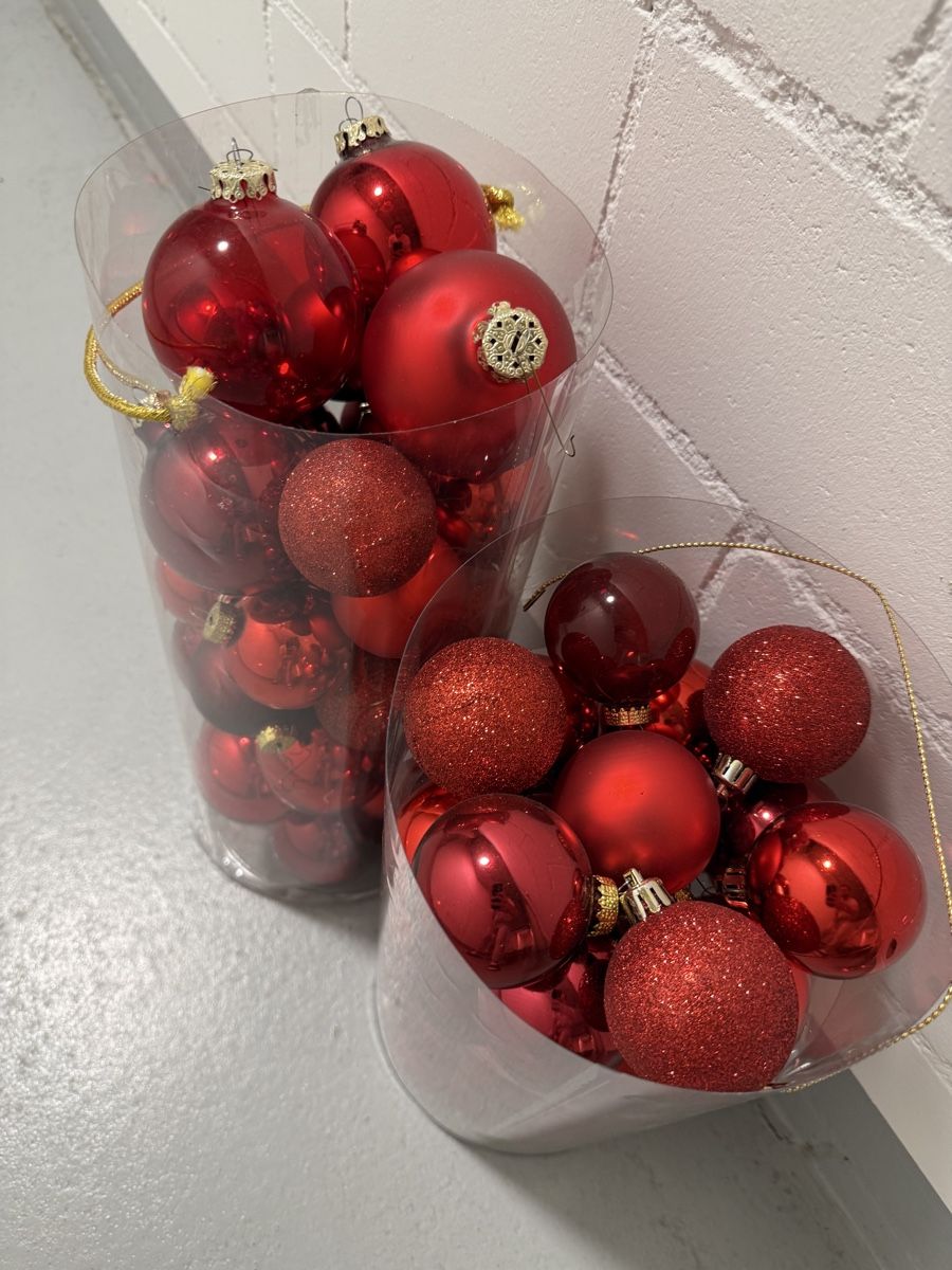 Tutte le decorazioni: Grosses Set: Rote Weihnachtskugeln, viele verschiedene! – Usato da Gunzwil venduto da val_yd95