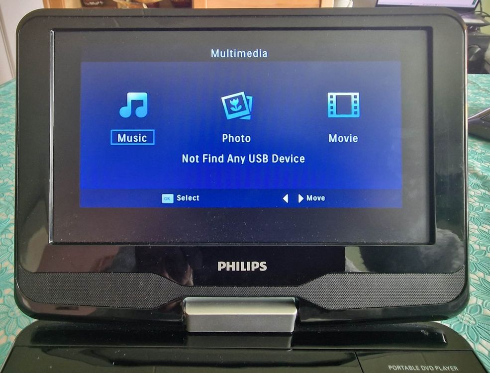 Tragbarer DVDPlayer und Fernseher Kaufen auf Ricardo