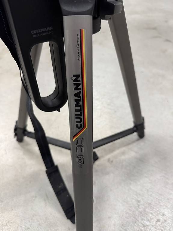 Treppiedi & Teste: Cullmann Video Stativ 3100 – Usato da Nussbaumen AG venduto da ColouredDay 1