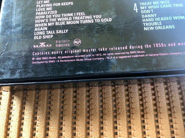 CD: Elvis Presley – Nuovo (secondo la descrizione) da Aarwangen venduto da Jukebox3 2