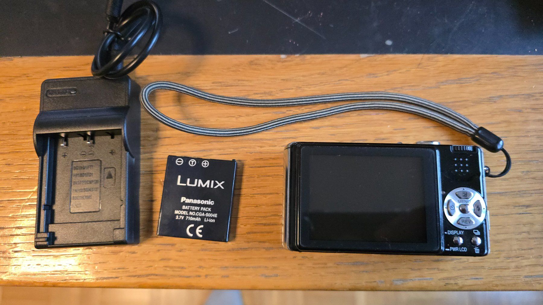 Panasonic Fotocamera: Kamera Panasonic DMC-FX7 – Usato da Wallisellen venduto da theblacksheep 8