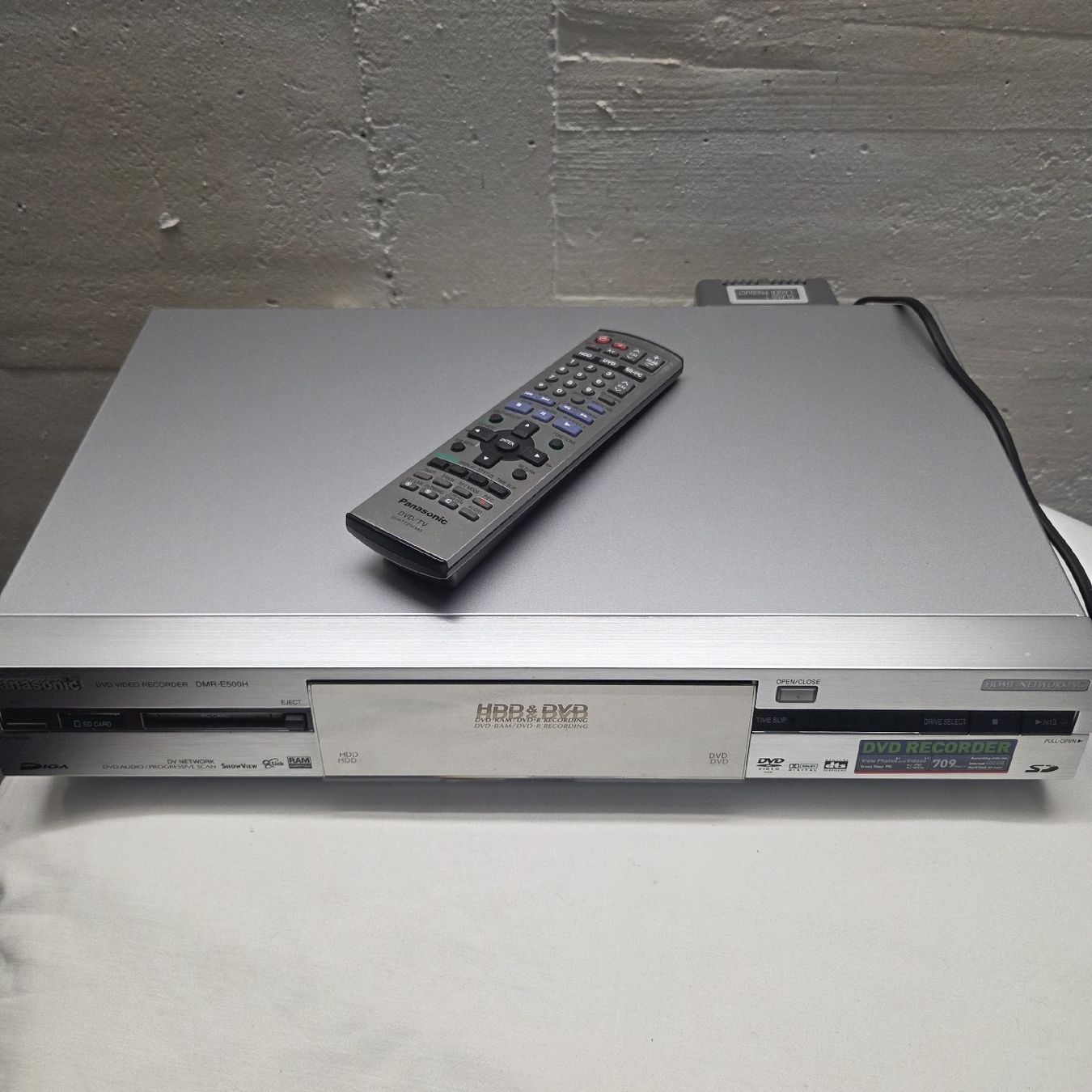 Panasonic Multimediaplayer & Streamer: Panasonic DMR-E500H DVD Recorder mit HDD - Top.. – Gebraucht aus Stans von Ducati16
