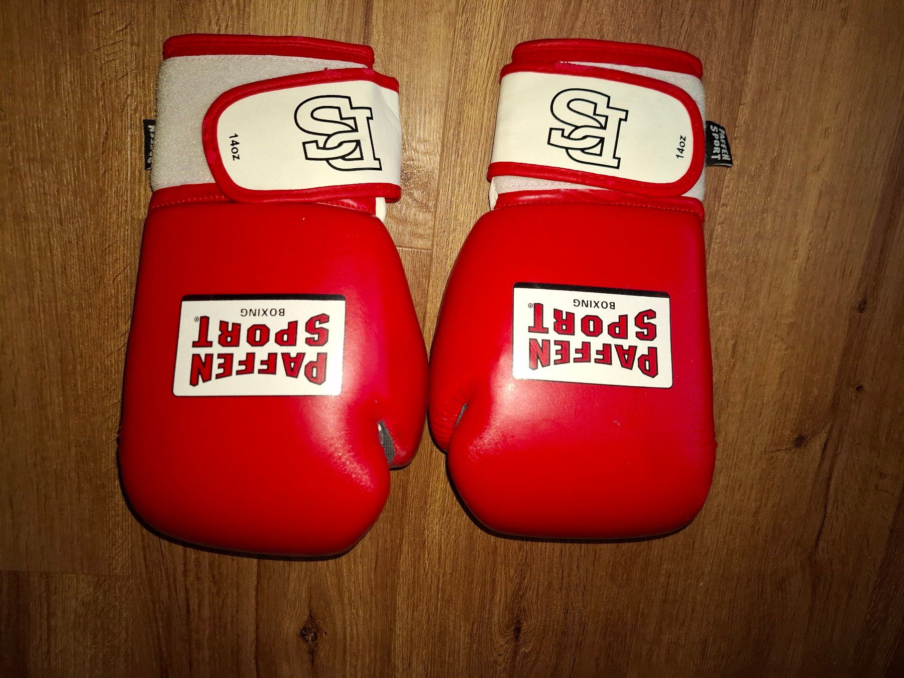 Handschuhe & Handstulpen: Boxhandschuhe Pfaffen Sport 14oz – Gebraucht aus Dietikon von rou_9s5w 1