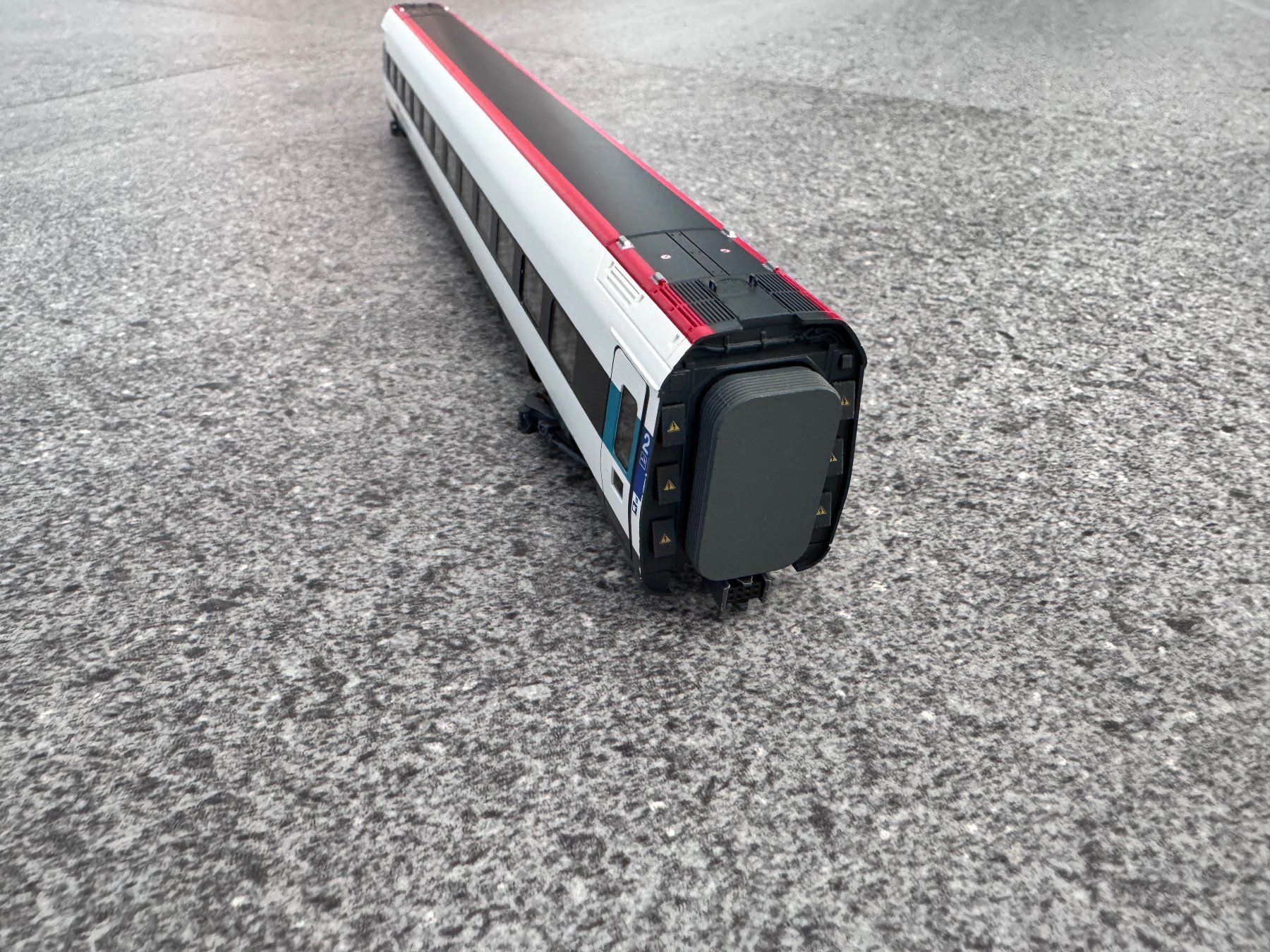 Roco Modelleisenbahnen: Roco SBB RABDe 500 ICN B 2. Kl. Wagen – Gebraucht aus Basel von szbdsfrjs 3
