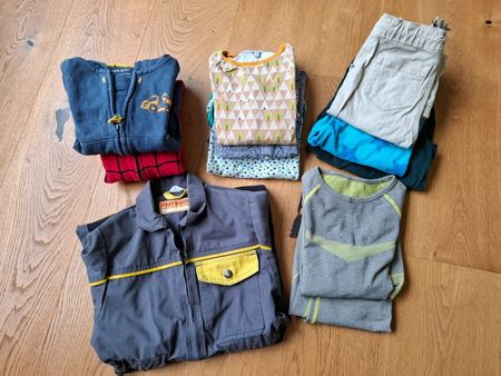 Kleiderpaket Junge Gr. 110