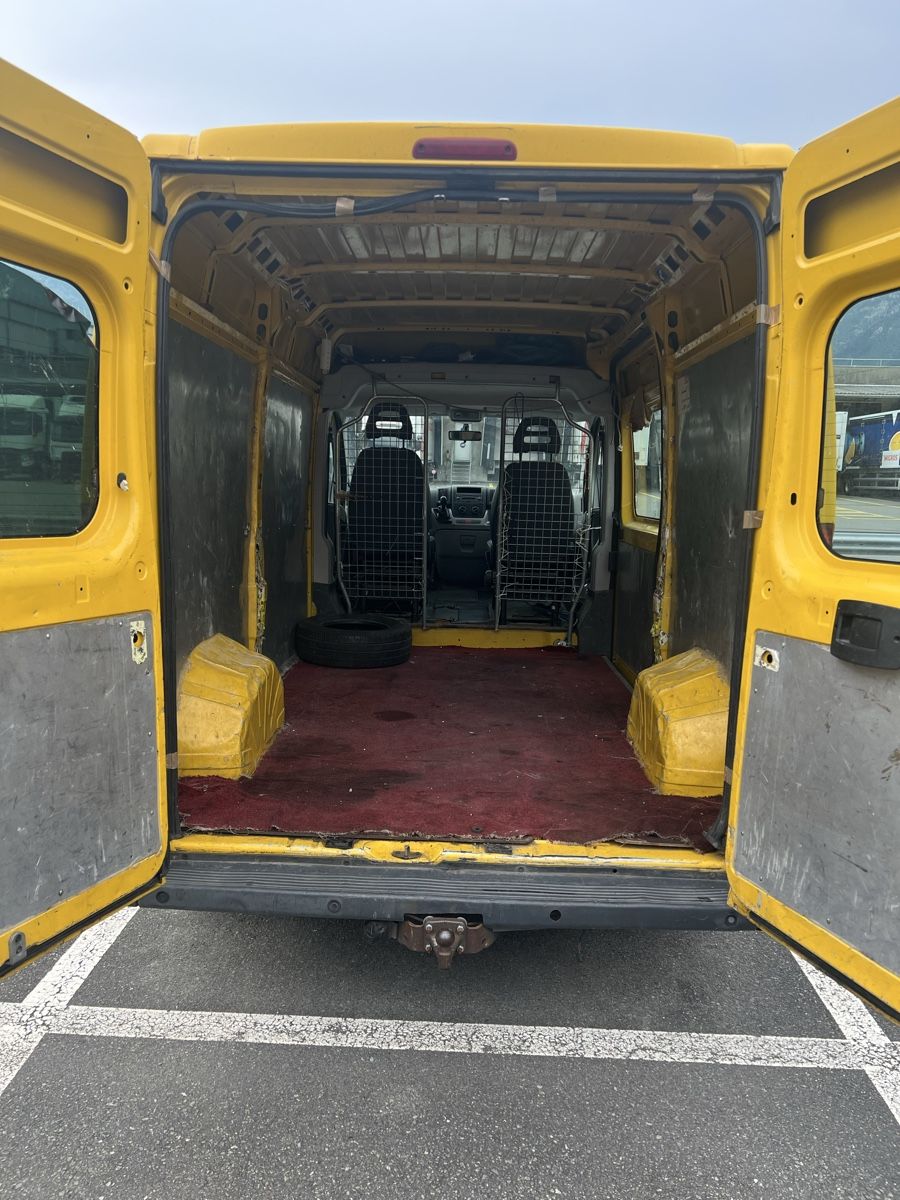 Fiat Véhicules utilitaires: Location du bus , camionnette bus à louer  – D'occasion à martigny par sna_c58v 4