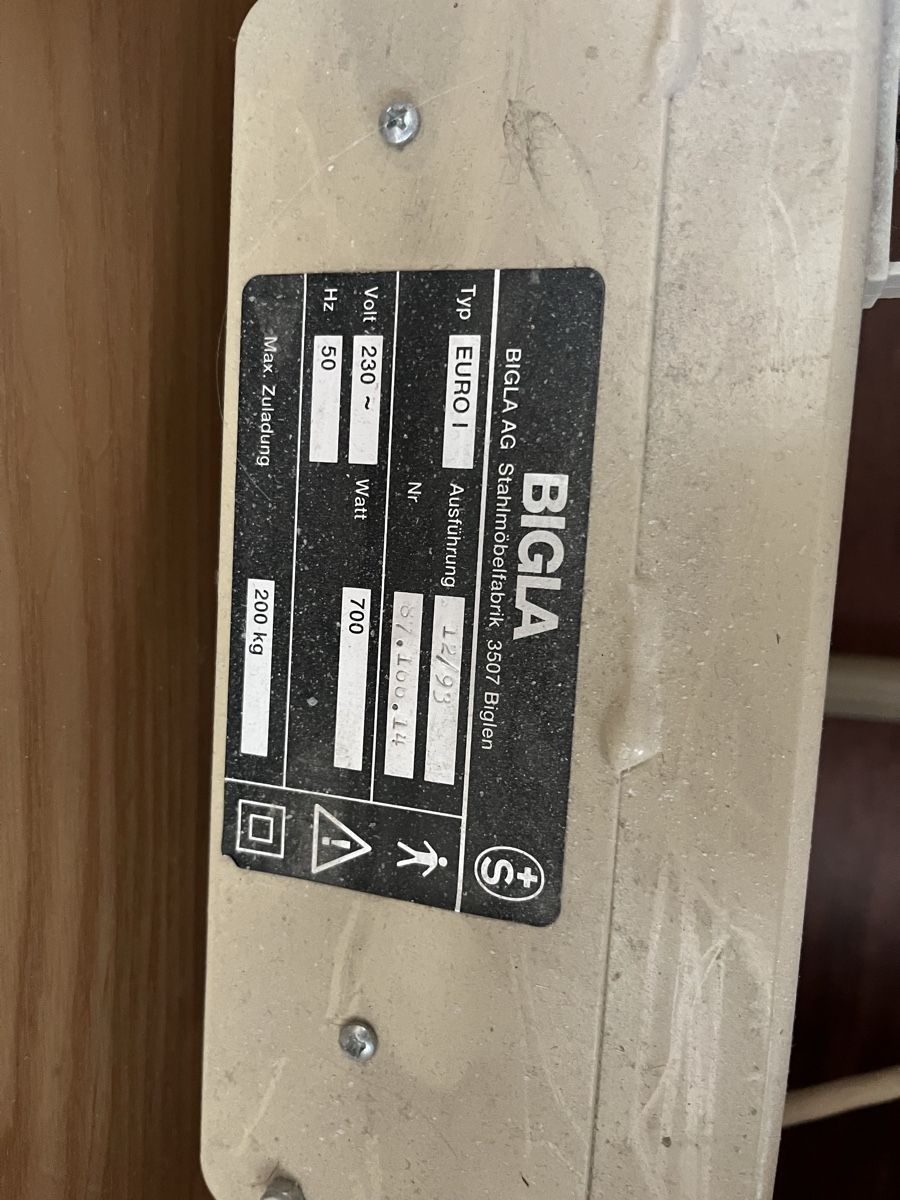 Letti: Bigla adjustable bed with mattress, good condition! – Usato da Ittigen venduto da Rush2112 3