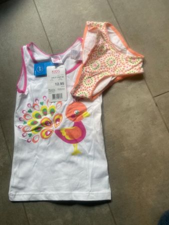 Set Culotte t-Shirt 110 neuf