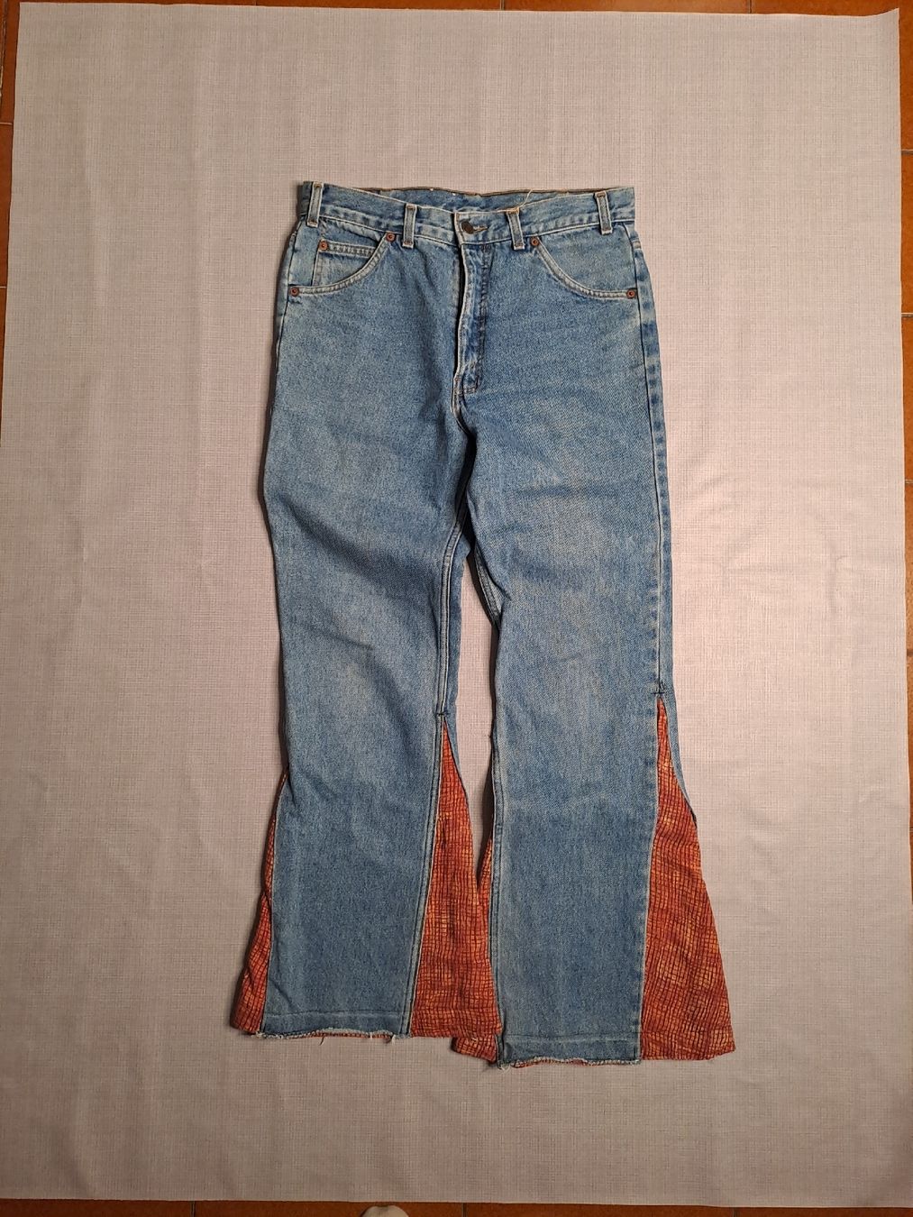 Levi's Jeans: Levi's Jeans mit insert wolle farbige – Usato da Capolago venduto da LA.BOTTEGA
