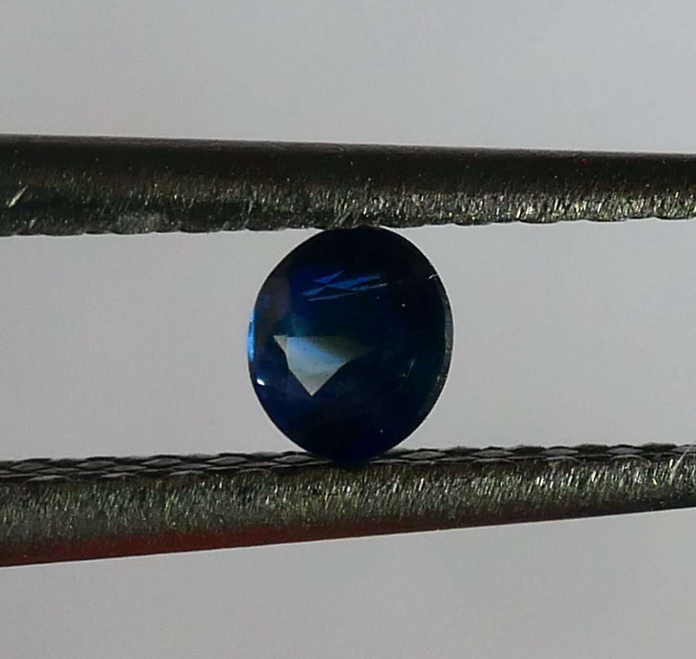 Pietre preziose: Blauer Saphir 3.0 mm – Nuovo e nell'imballaggio originale da Diegten venduto da marcel3891