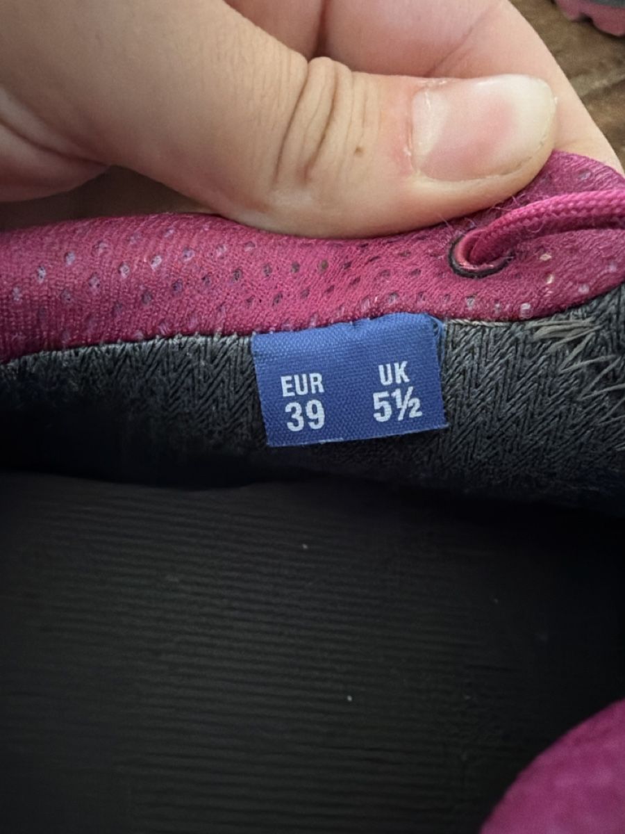 Scarpe da donna: Wanderschuhe – Usato da St. Moritz venduto da dan_r99k 1