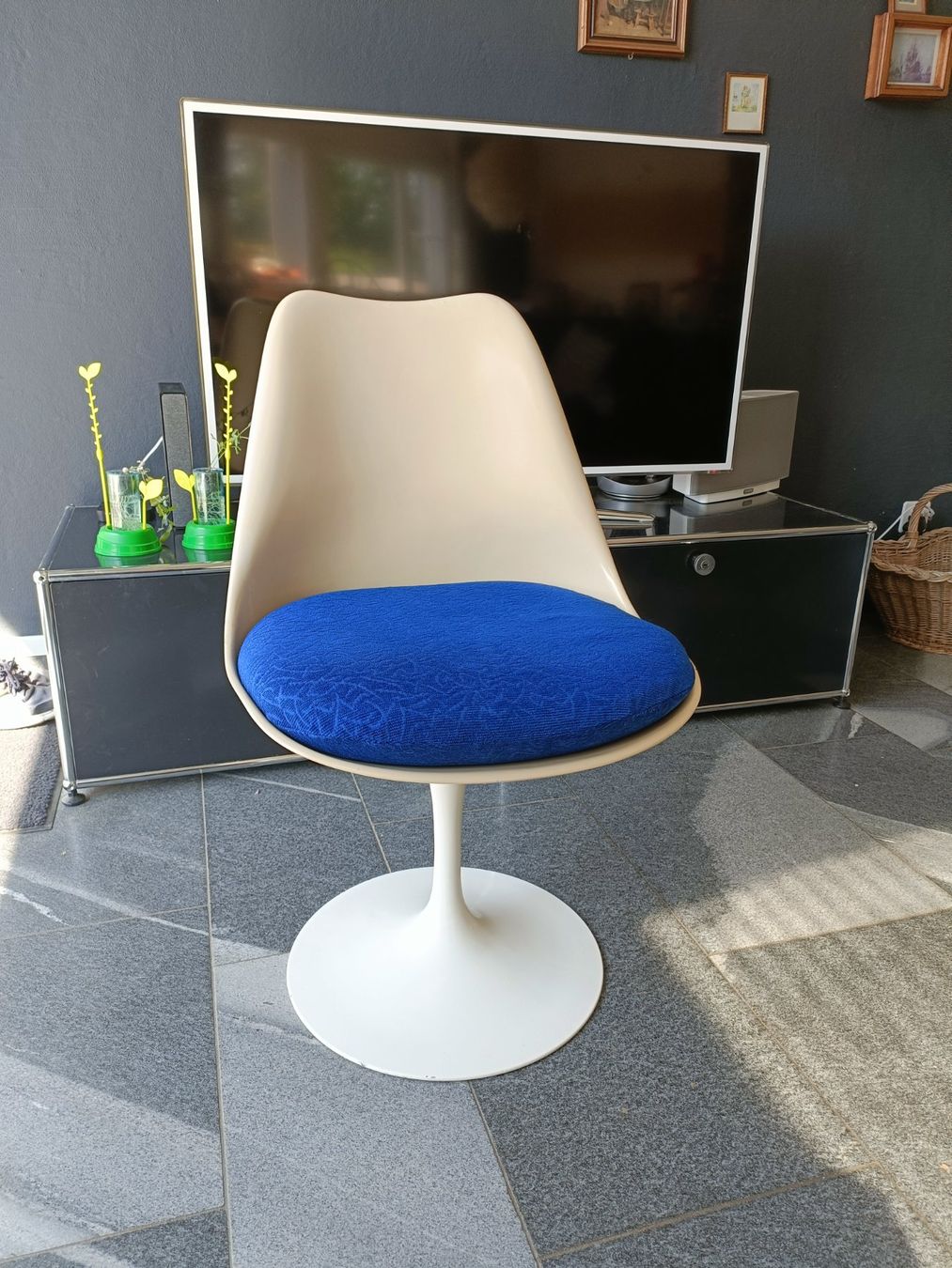 Knoll Sedie: Knoll Saarinen Tulip Chair – Usato da Schmitten FR venduto da oldtimer82