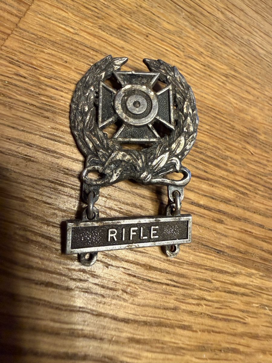Medaglie: Alte Armeplakette / Abzeichen "RIFLE" – Usato da Goldach venduto da Messerguru 1