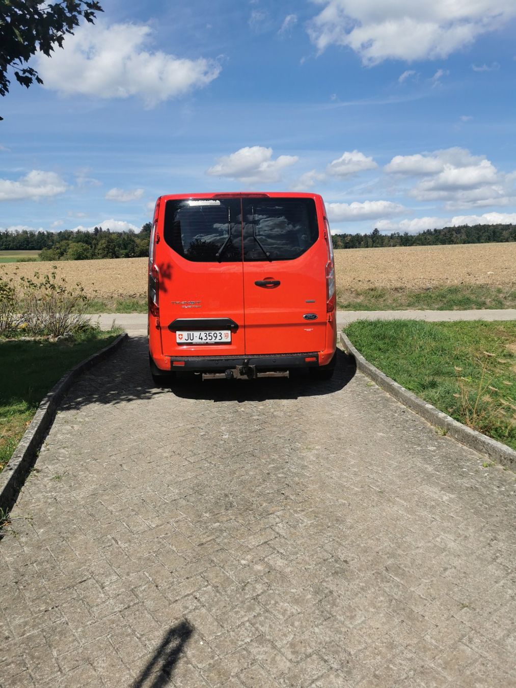 Ford Veicoli commerciali: Ford transit custum – Usato da Courtedoux venduto da ror_62vq 8
