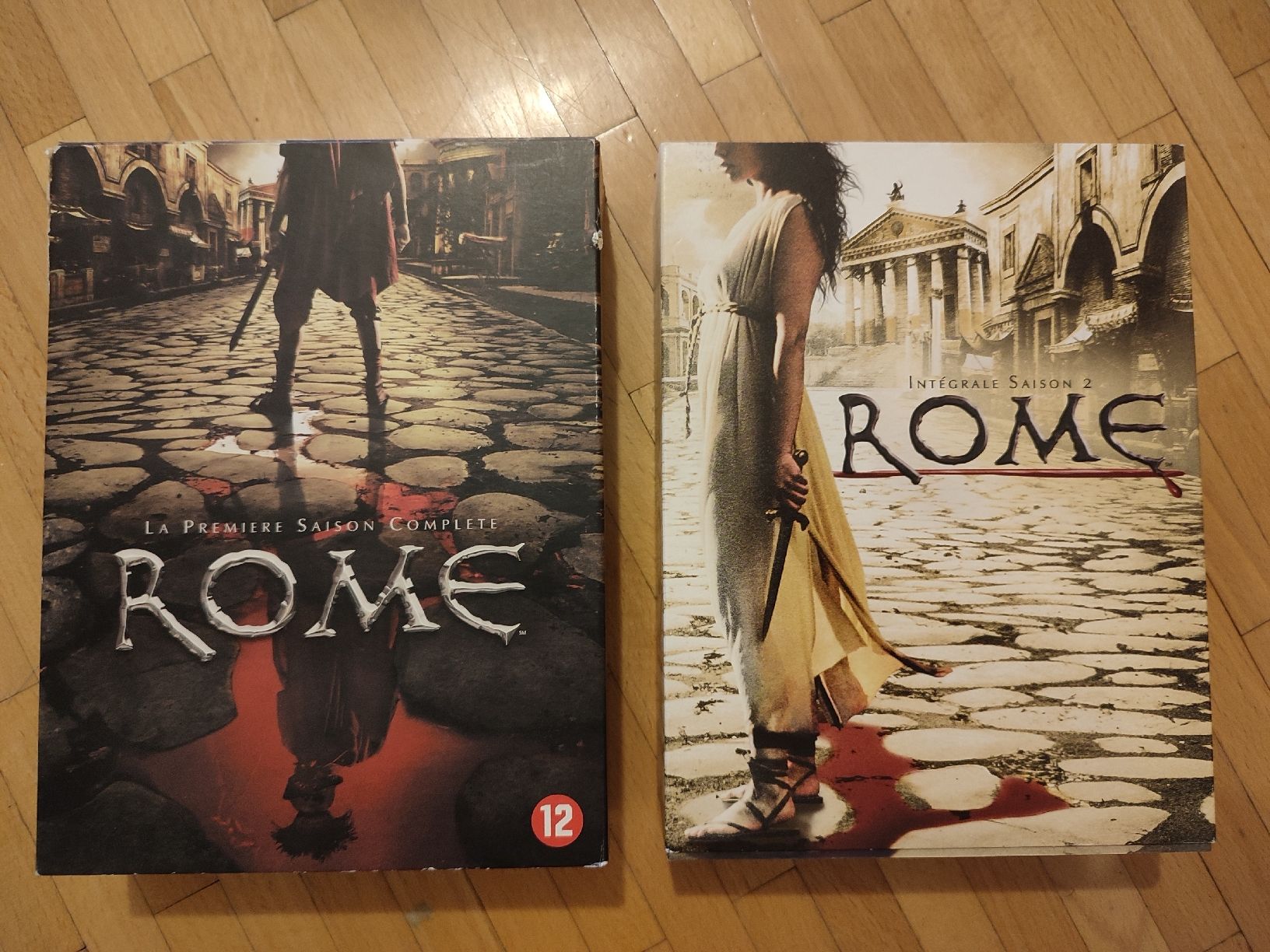 Tutti i DVDs: Saisons 1 et 2 ROME  – Usato da Bougy-Villars venduto da Vogue