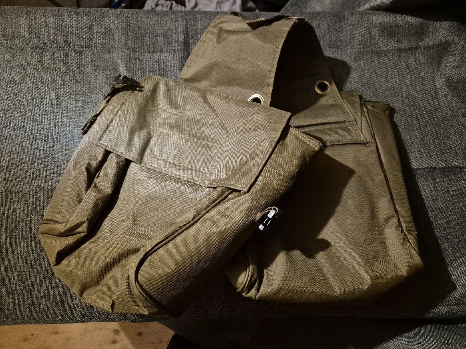 Zaumzeug & Halfter: Wanderreittasche / Packtasche – Gebraucht aus Meggen von Orrinka20