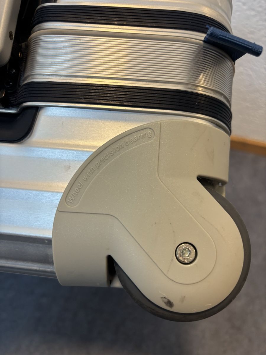 Rimowa Valigie: RIMOWA 60L KOFFER – Usato da Turgi venduto da AJ5300 6