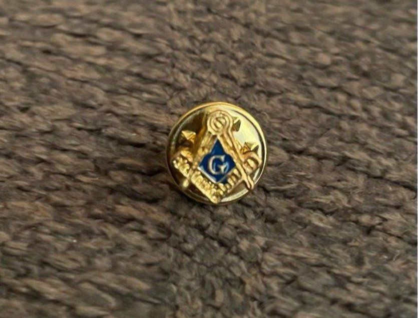 Placchette & Badge: 20x Stiften Freimaurer / pins maçonnique – Nuovo e nell'imballaggio originale da Bussigny venduto da NATURALO 1