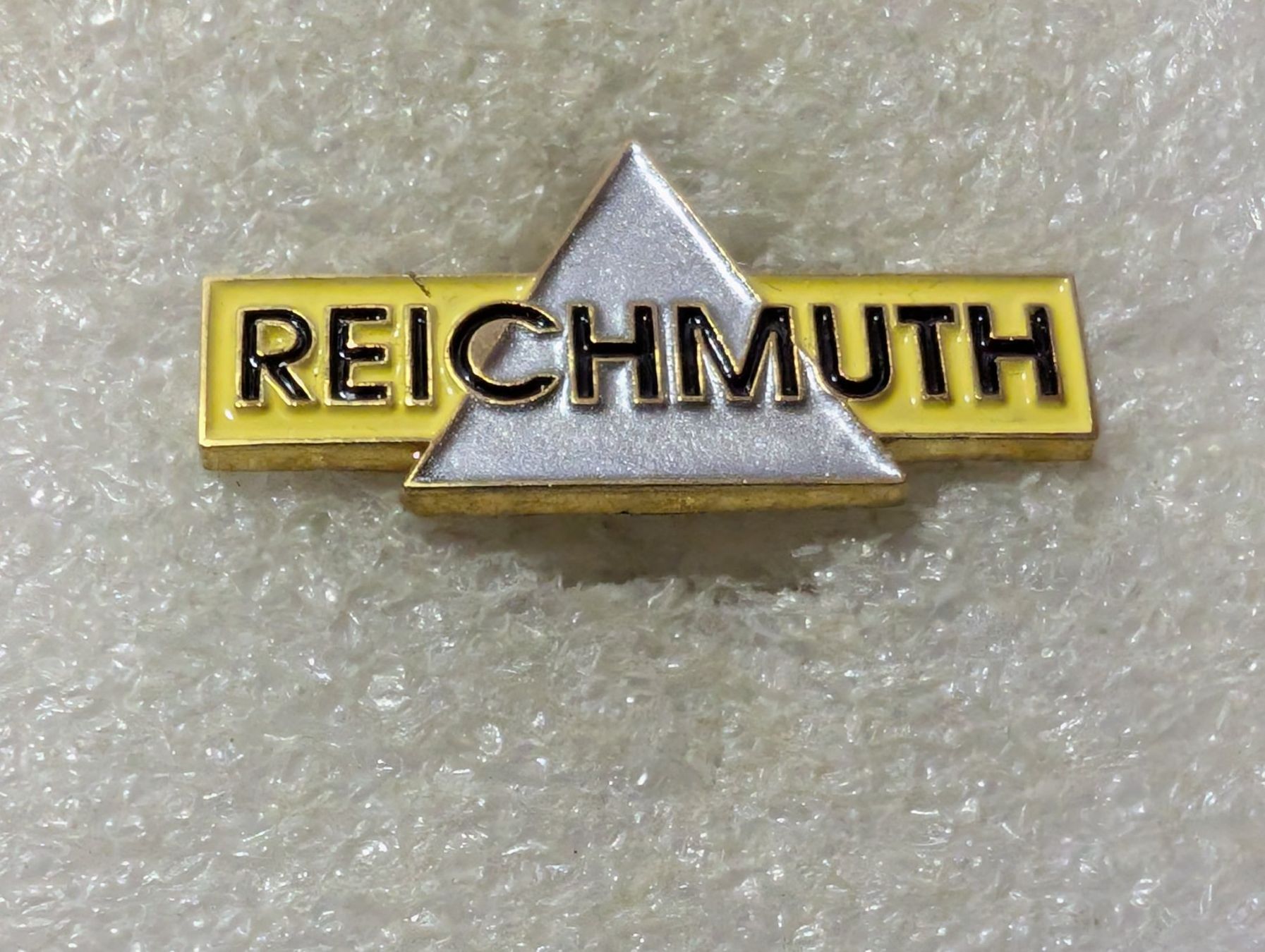Placchette & Badge: Ansteckpin 176: Reichmuth – Usato da Oppligen venduto da Pin-Fall-Shop