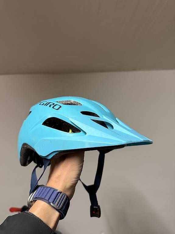 Caschi: Giro Tremor Kinderhelm – Usato da Zürich venduto da dan_7cj7