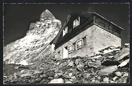 Matterhorn-Hütte, Blick zum Matterhorn-