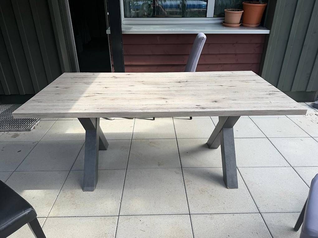 Tables: Holztisch – D'occasion à Schlieren par Savas1