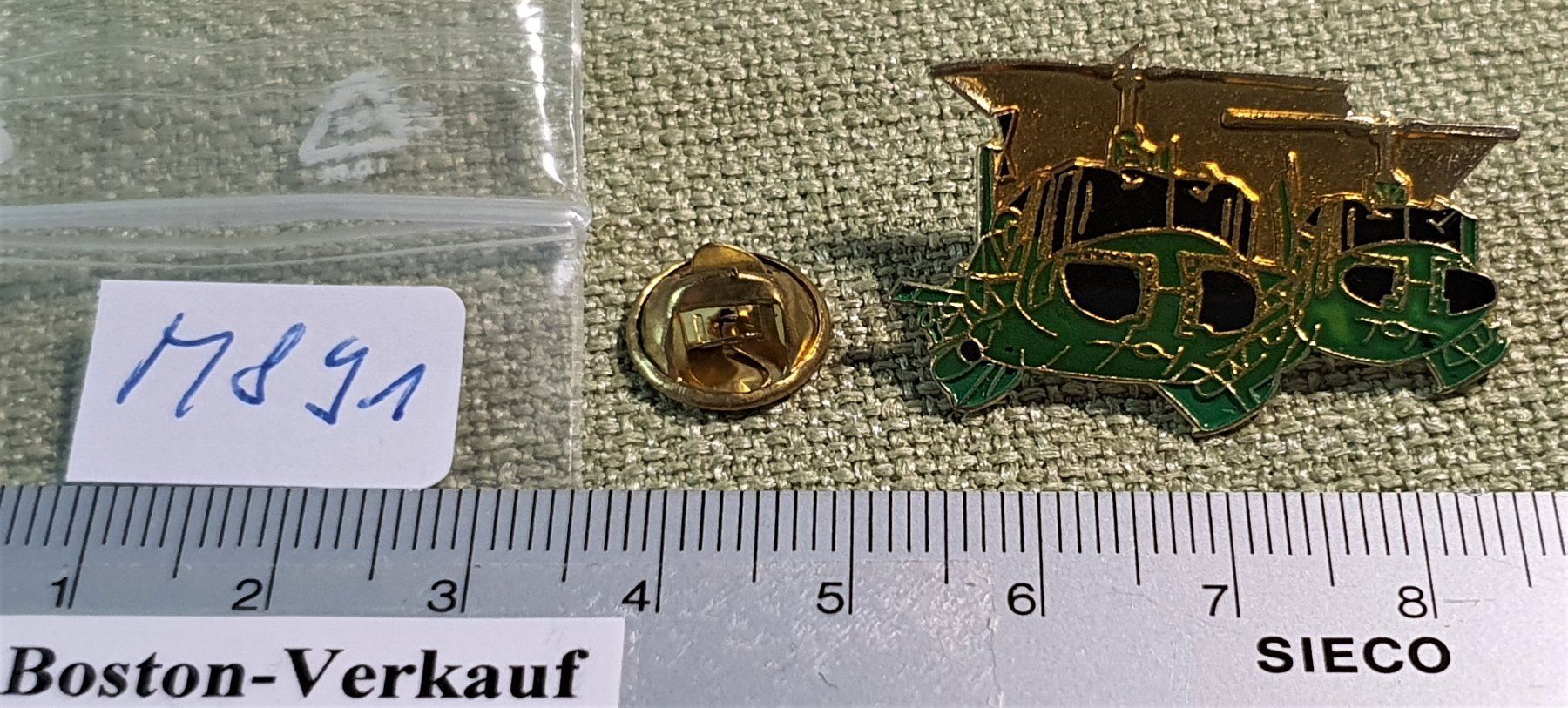 Plaquettes & Badges: M891 - Pin Air Force Army Helikopter Heli – D'occasion à Reinach BL par Boston-Verkauf 1