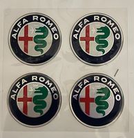 Alfa Romeo 4er Set 3D Nabendeckel Aufkleber 48mm NEU
