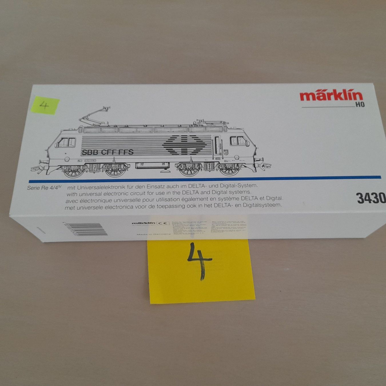 Märklin Modellini di ferrovie: Locomotive CFF Re 4/4 II Rail 2000 – Usato da Auvernier venduto da gandalf08 8