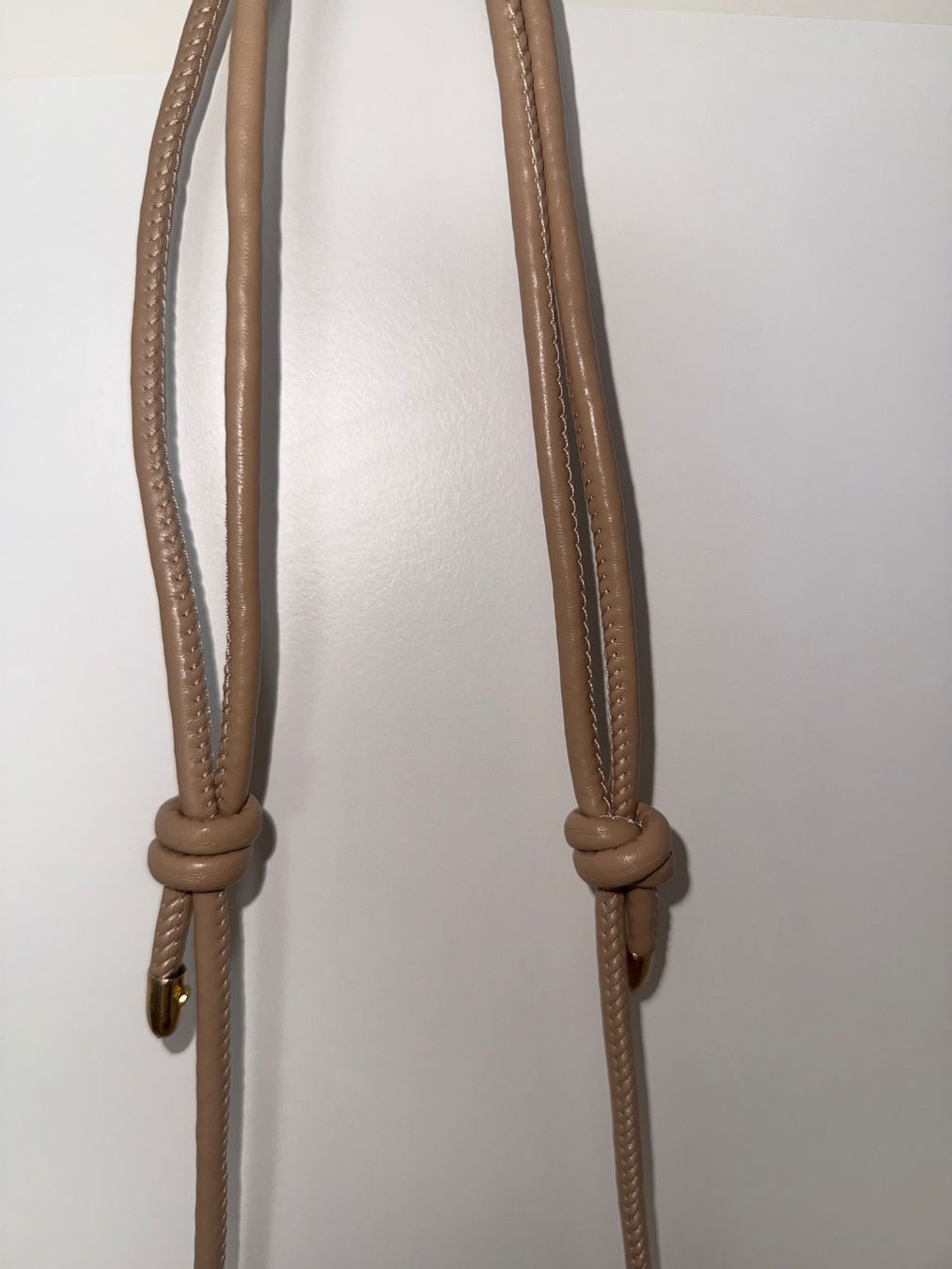 Borse da donna: Tasche aus Raffiabast Umhängetasche handgestrikt – Nuovo (secondo la descrizione) da Buchrain venduto da nat_pl5p 5