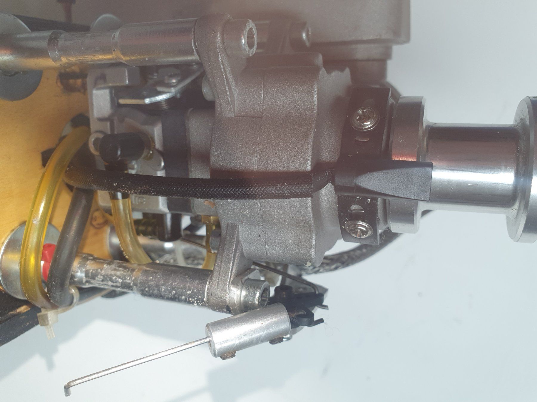Motori: 15ccm Benzinmotor – Usato da Oberrüti venduto da Frigo26 7