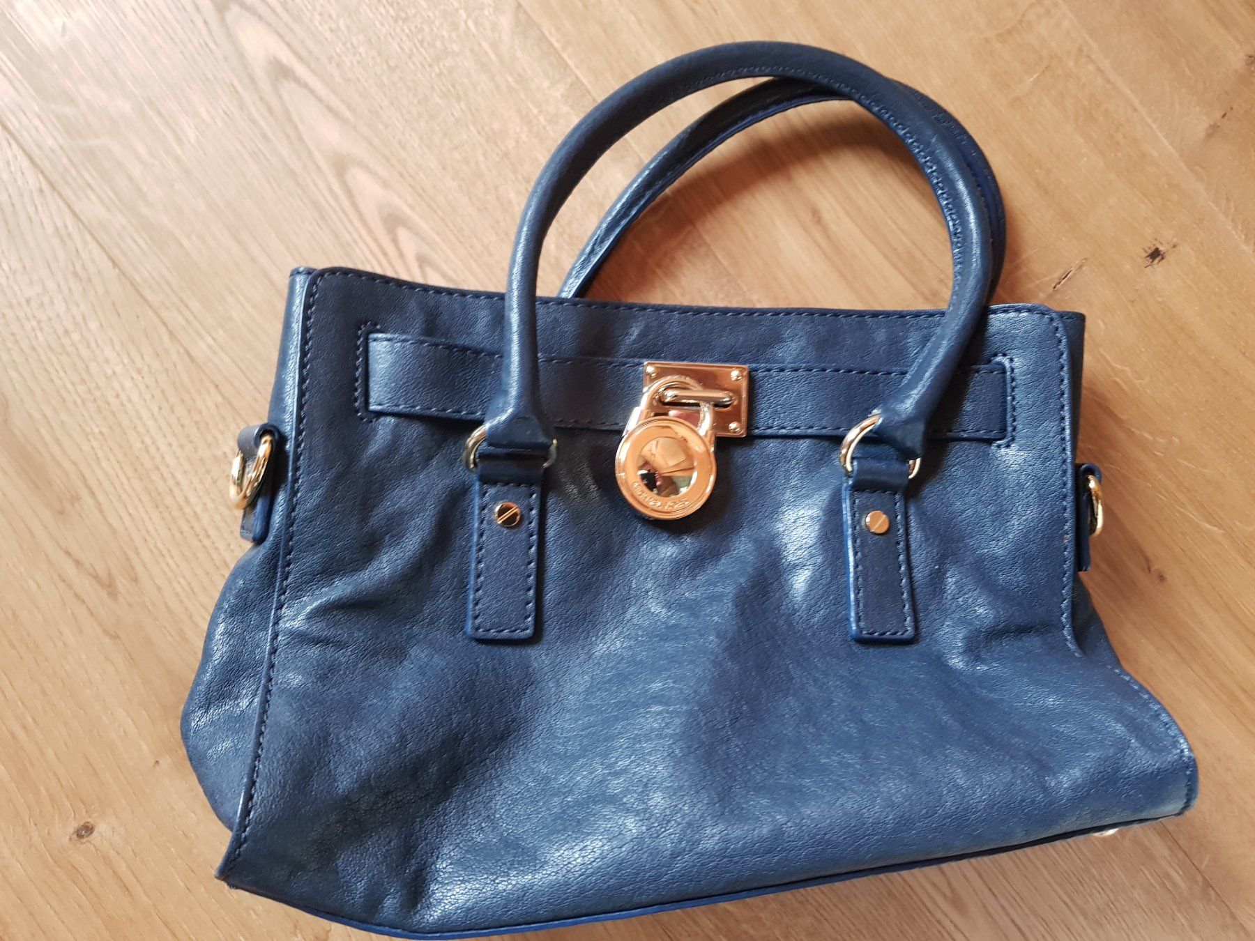Michael Kors Taschen für Damen: Klassiker Damen Michael Kors Handtasche Tasche – Gebraucht aus Walterswil BE von Lonitti 4