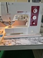 Nähmaschine BERNINA Sport 8 mit Zubehör und Koffer