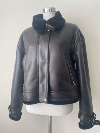 Winterjacke Stradivarius, Lederimitat, Grösse L, Neu!