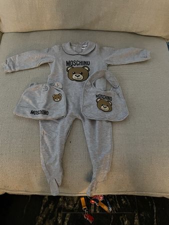 Moschino Baby Set, 3-teilig, Grösse 12-18 Monate, Top Zustan