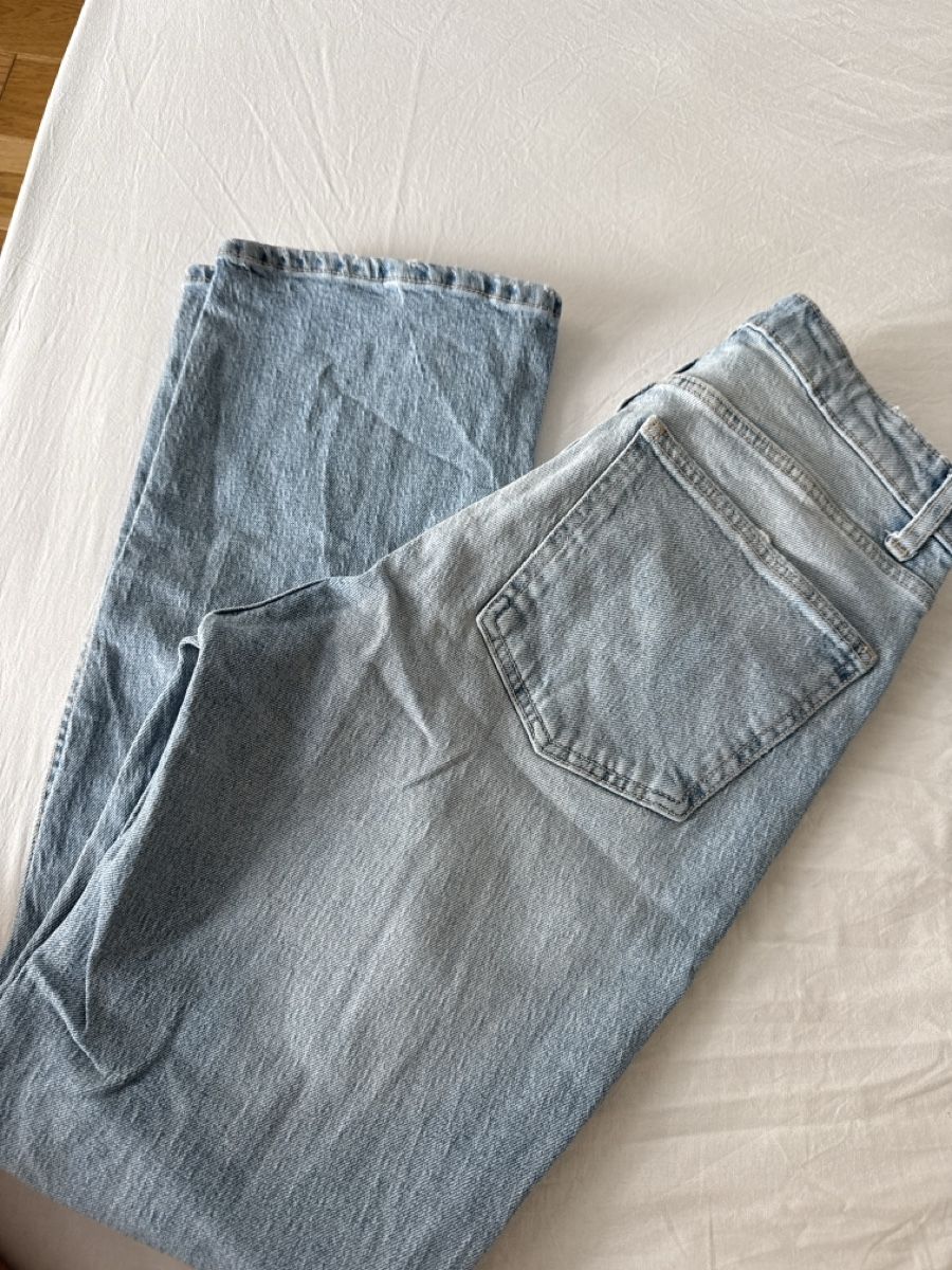 Zara Jeans: Jeans Zara – Usato da Nebikon venduto da Preloved_bykelly 1