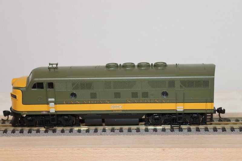 Modellini di ferrovie: Proto US Lok ( 562 ) – Usato da Kerzers venduto da Winu64 3