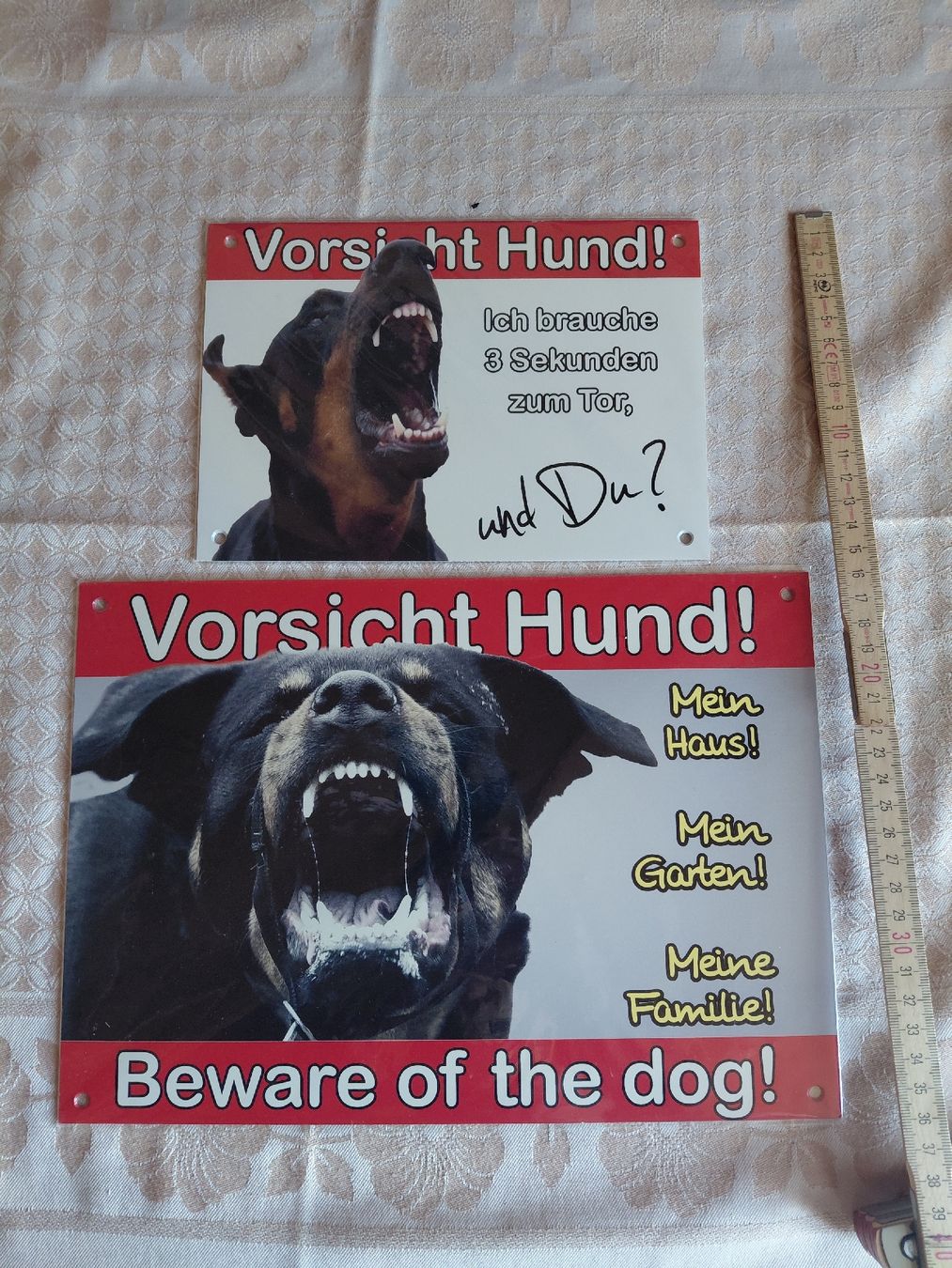 Insegne: Vorsicht Hund Schilder Set 2 Stk. Warnschild  – Nuovo (secondo la descrizione) da Heimiswil venduto da Ayvi