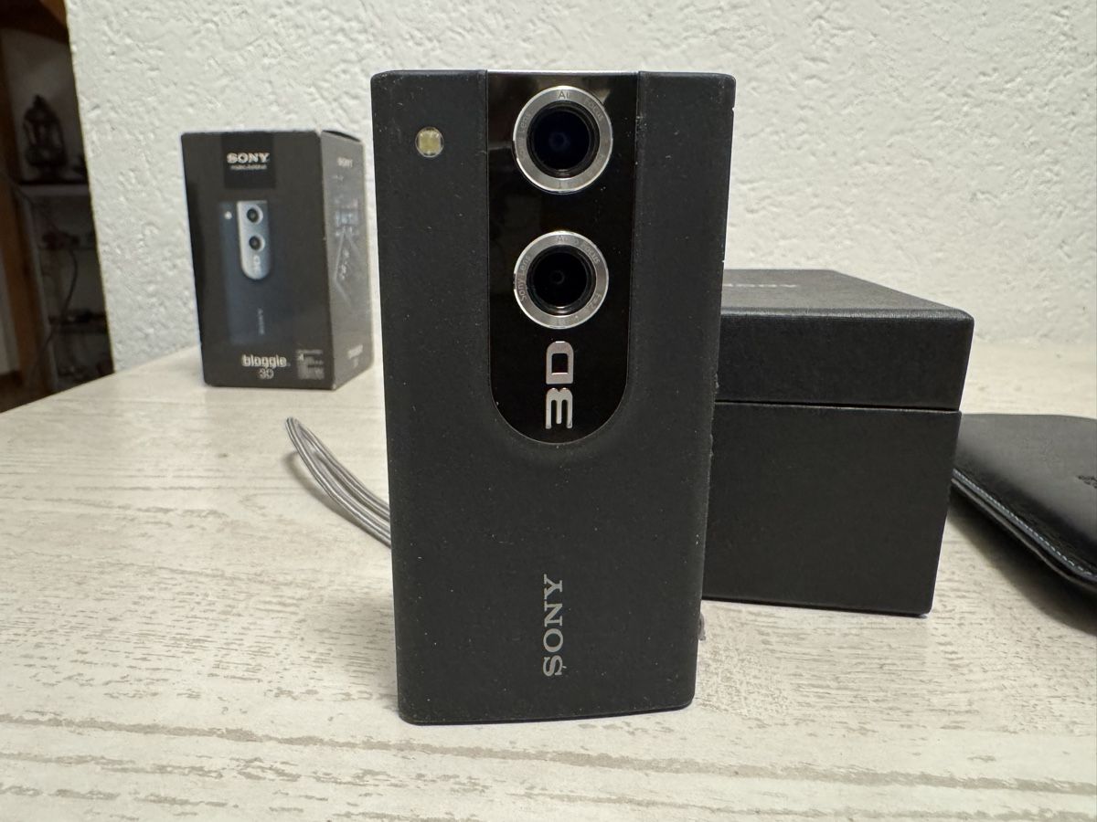 Sony Fotocamera: SONY Mobile HD Snap Camera Bloggie 3D MHS-FS3 – Usato da Zunzgen venduto da milesdavis76 4