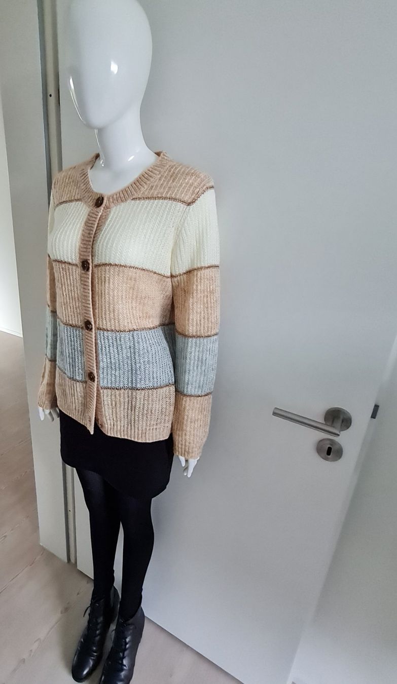 Giacche: Strickjacke von ZE ZE – Nuovo (secondo la descrizione) da Schaffhausen venduto da Catboot01