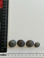 Alte Knöpfe Militär 4 Stk. verschiedene(S37)