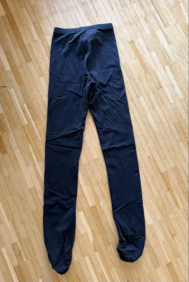 Pantaloni: Intermezzo Eiskunstlauf Trainingshose Gr.10 – Usato da Zürich venduto da pluto124